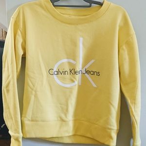Calvin Klein Sweatshirt - Small